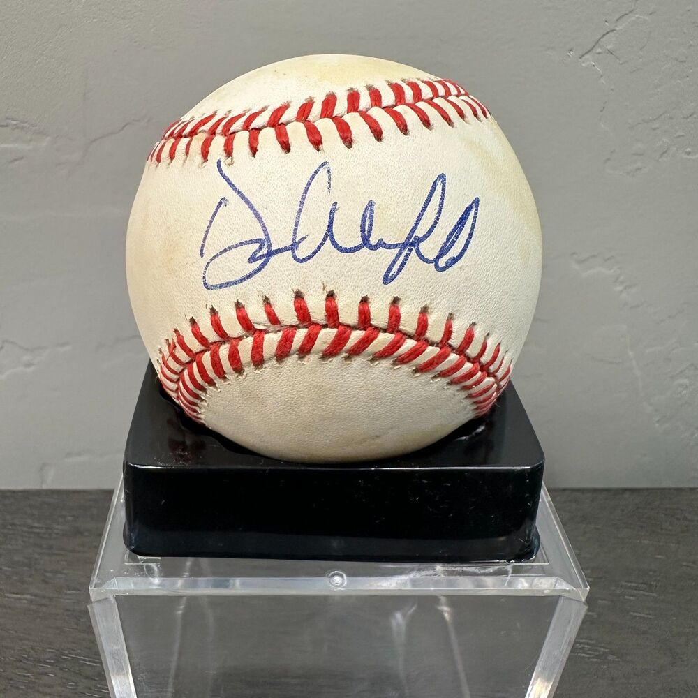 Dave Winfield HOF autographed signed baseball Padres Yankees Angels Blue Jays